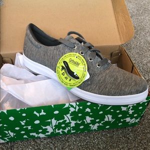 Heather Grey Grasshopper Sneakers